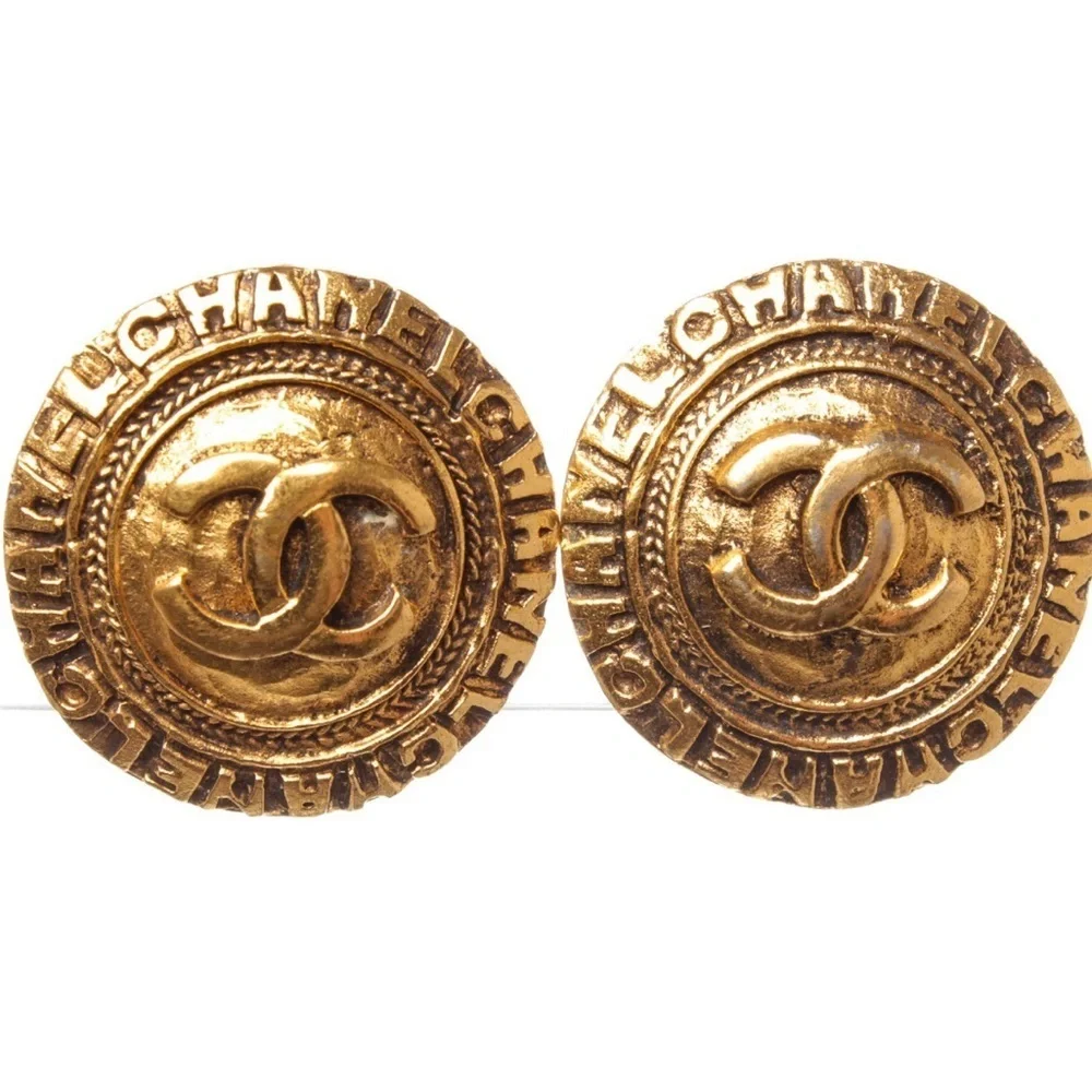 Rare 18K Gold Plated Vintage Auth CHANEL CC Round Disk Logo  Clip On Earrings